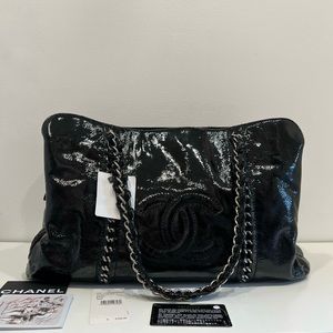 CHANEL Glazed Calfskin Tote